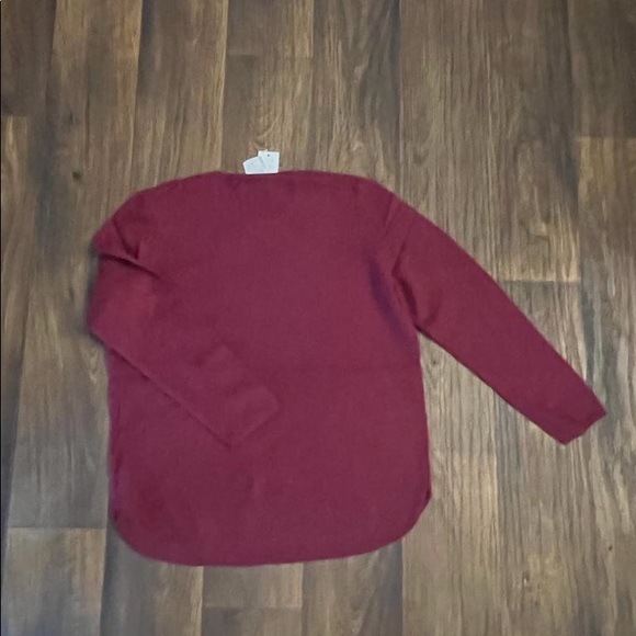 COPY - Sweater - Picture 3 of 7